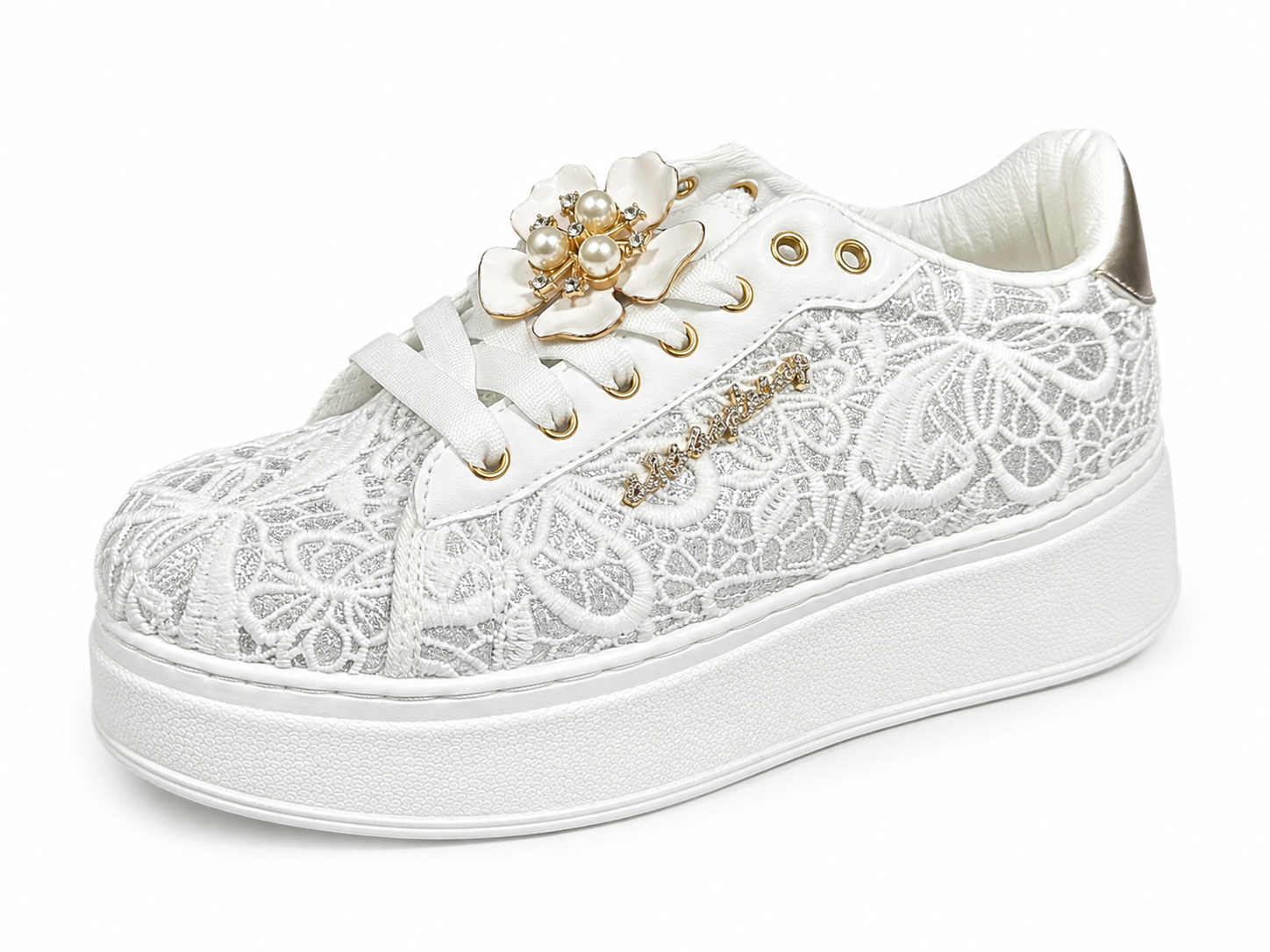 Sissy Boy Womens Yvette Platform Sneaker In White And Silver