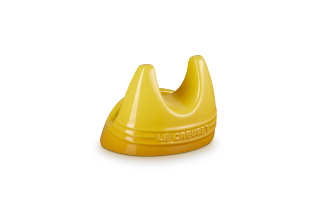 Le Creuset Pot Lid Holder Jp Hatbox In Nectar - One Size