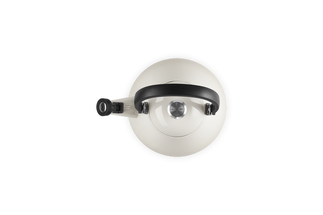 Le Creuset Kone Kettle In White