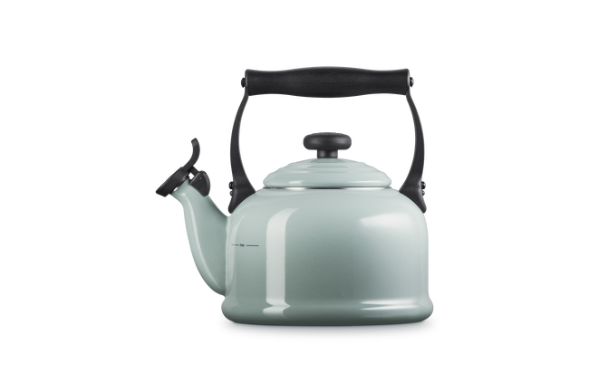 Le Creuset Tradiotional Kettle 2.1L In Seasalt