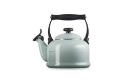 Le Creuset Tradiotional Kettle 2.1L In Seasalt