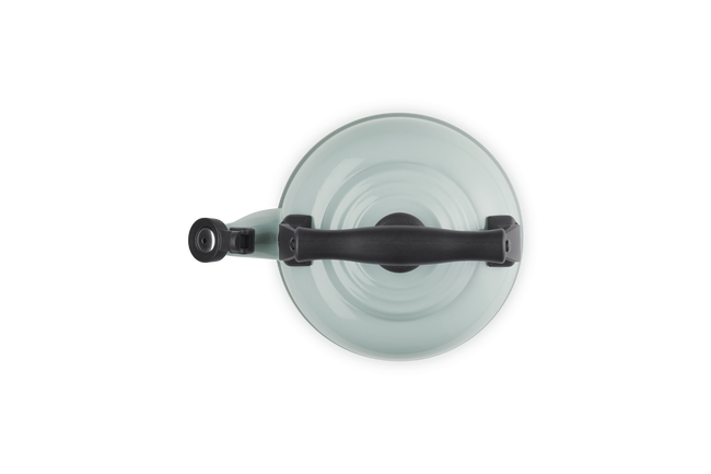 Le Creuset Tradiotional Kettle 2.1L In Seasalt