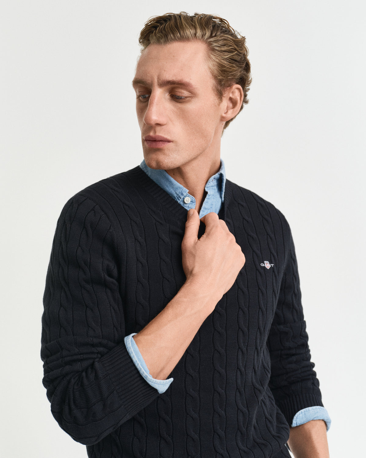 Gant Mens Cotton Cable Crew Neck Sweater In Navy