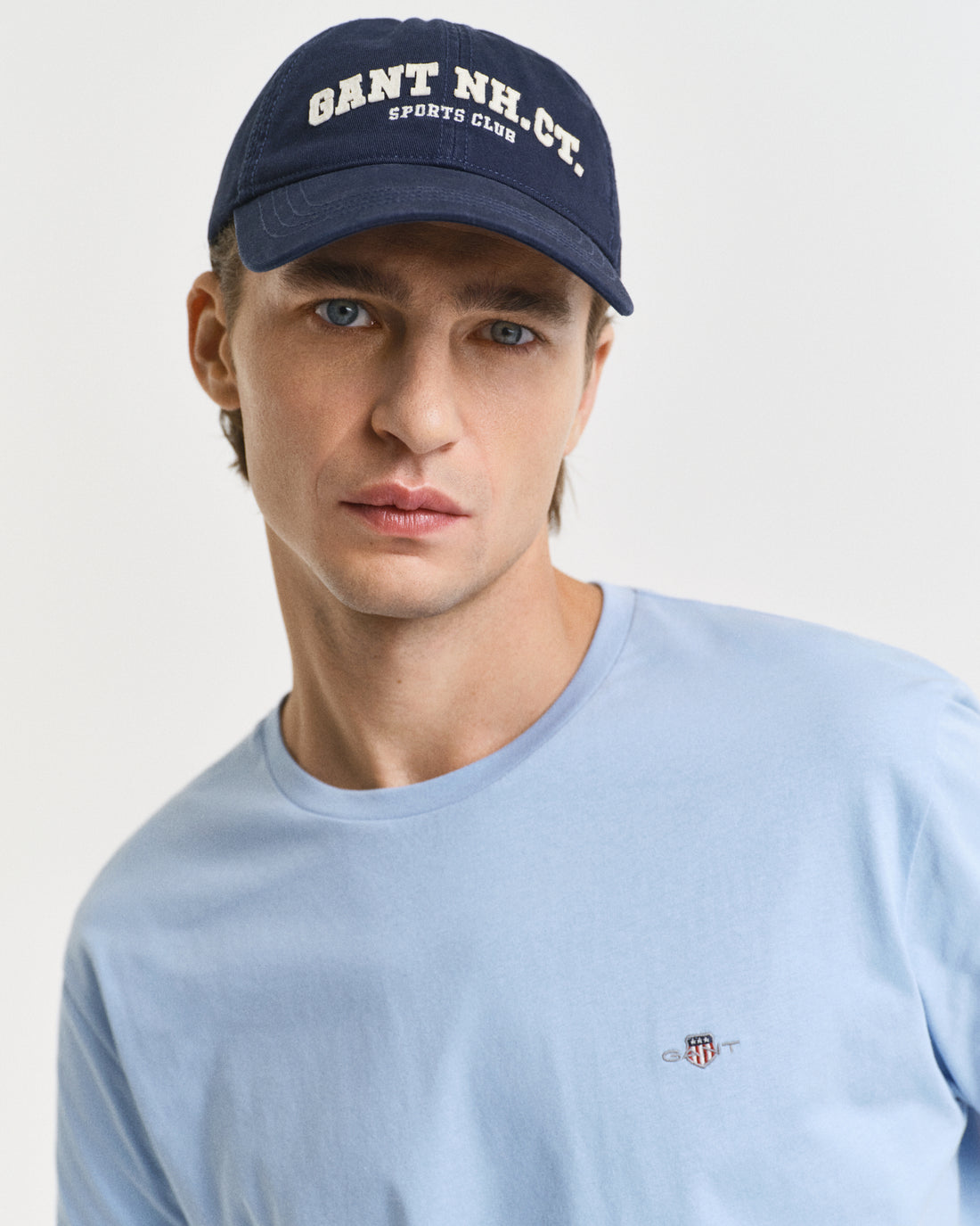 Gant Regular Shield Short Sleeve T-Shirt In Blue