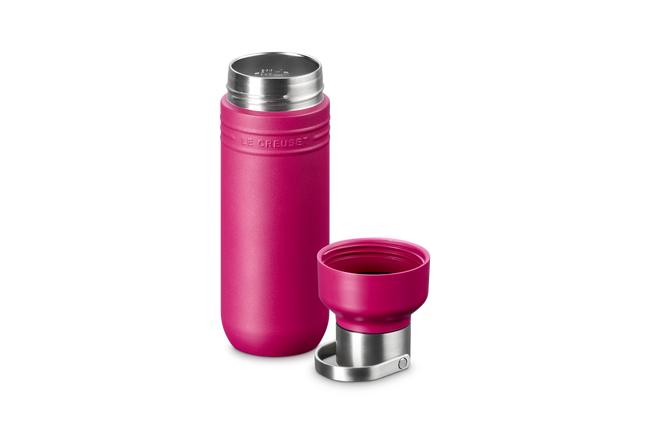 Le Creuset Mid Otg Bottle In Berry