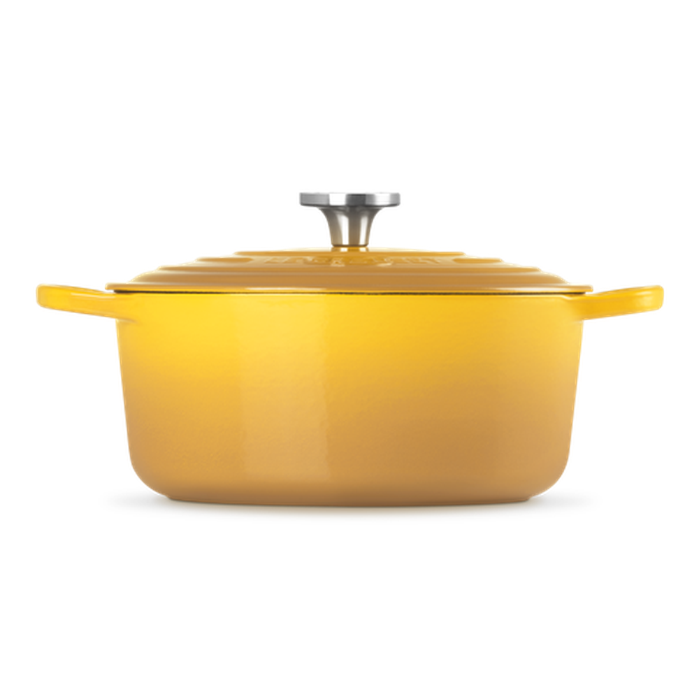Le Creuset Signature Round Cocotte In Nectar