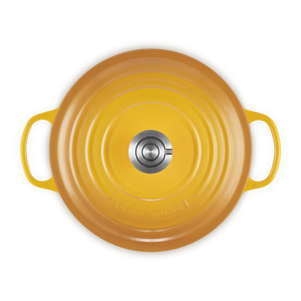 Le Creuset Signature Round Cocotte In Nectar
