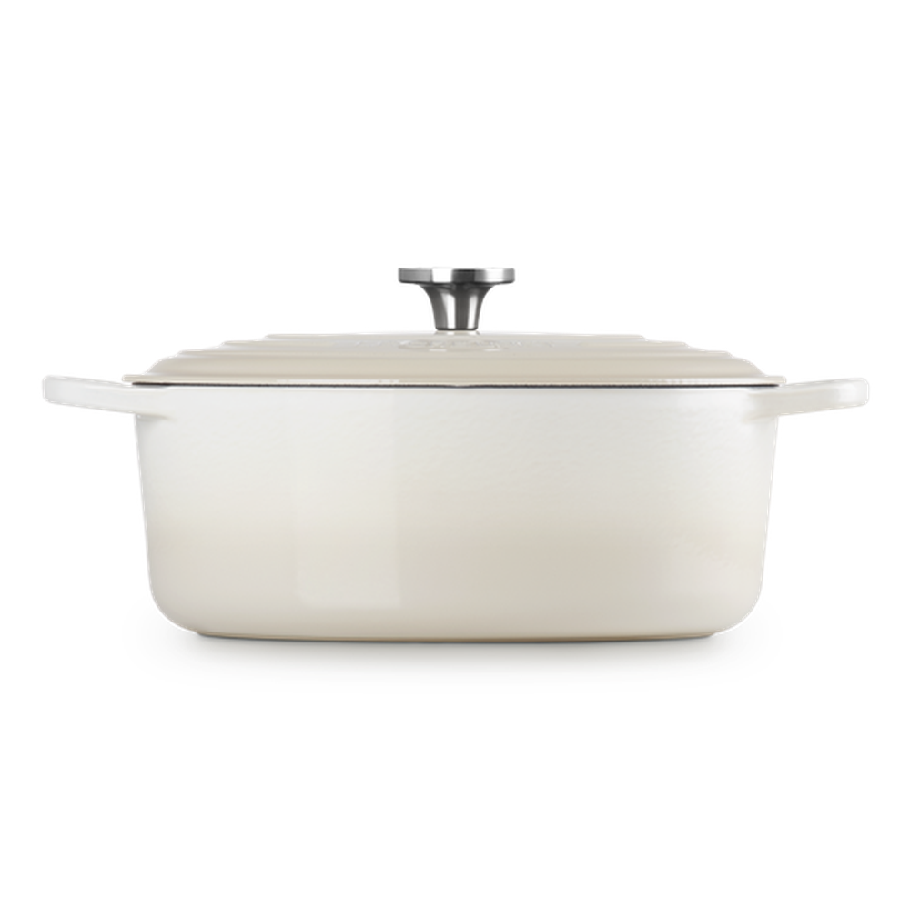 Le Creuset Oval Casserole In Meringue
