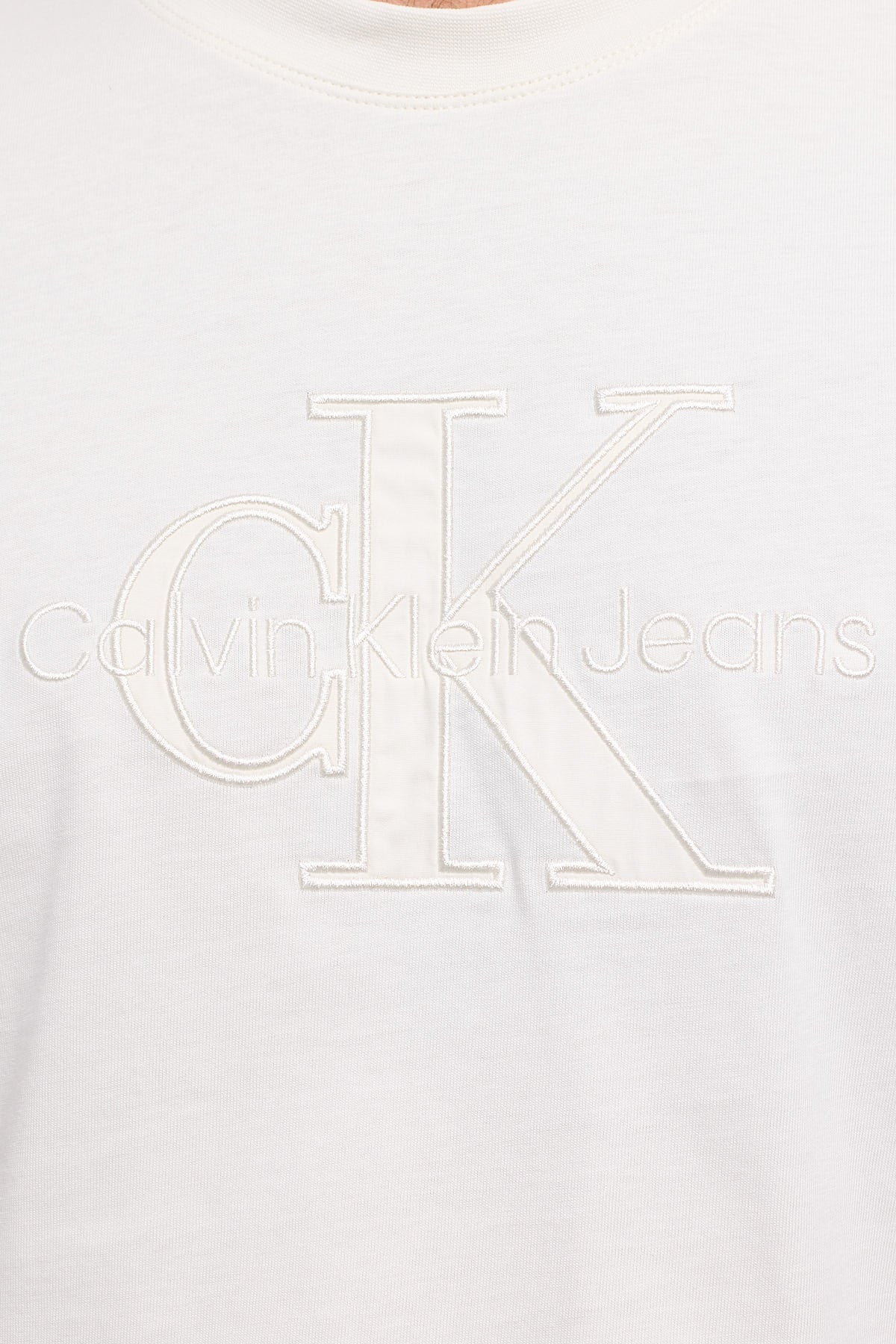 Calvin Klein J325916 Monologo Applique Tee  Ivory