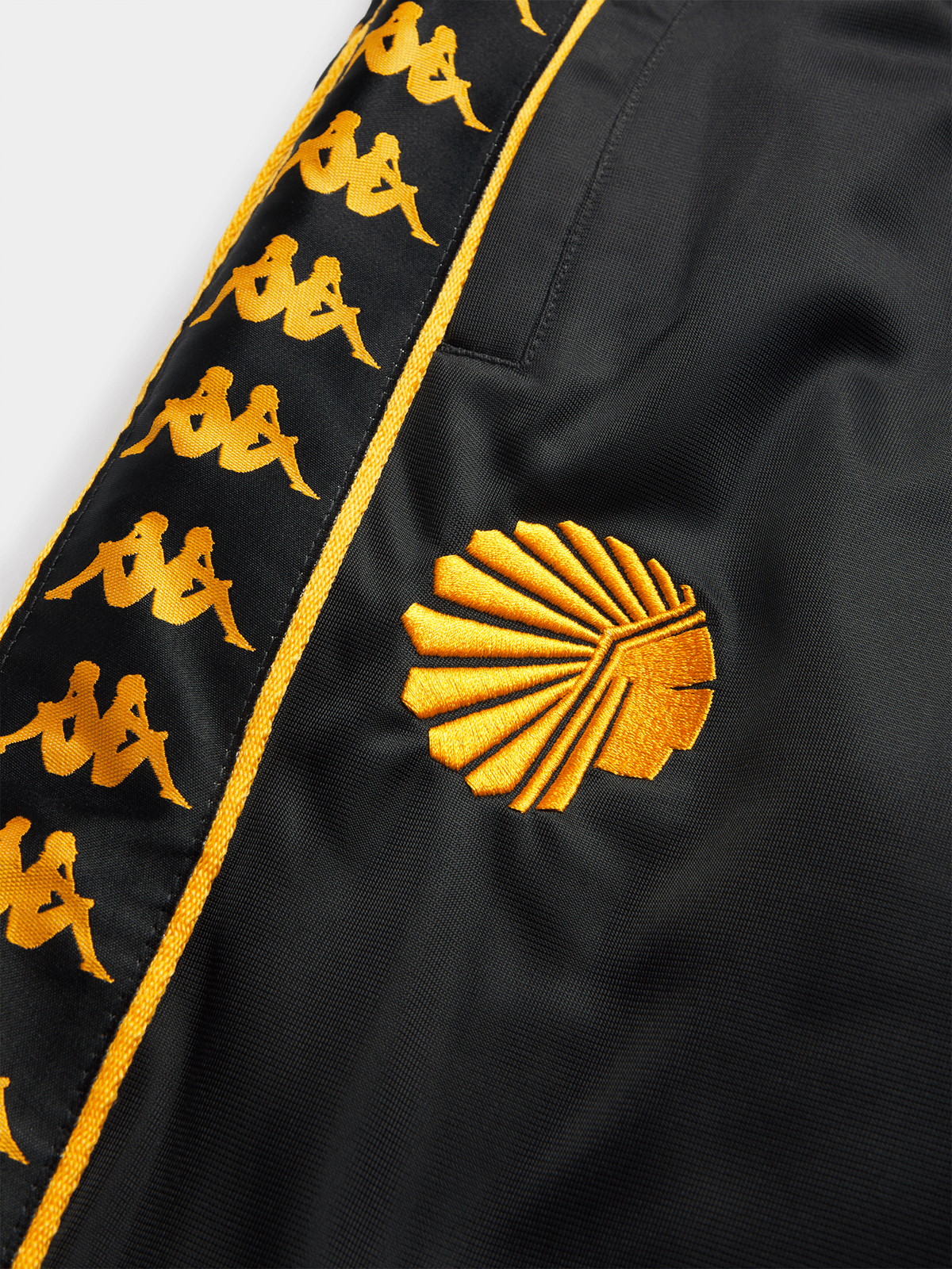 Kaizer Chiefs Kappa Banda Rastoria Mens Track Pants In Black