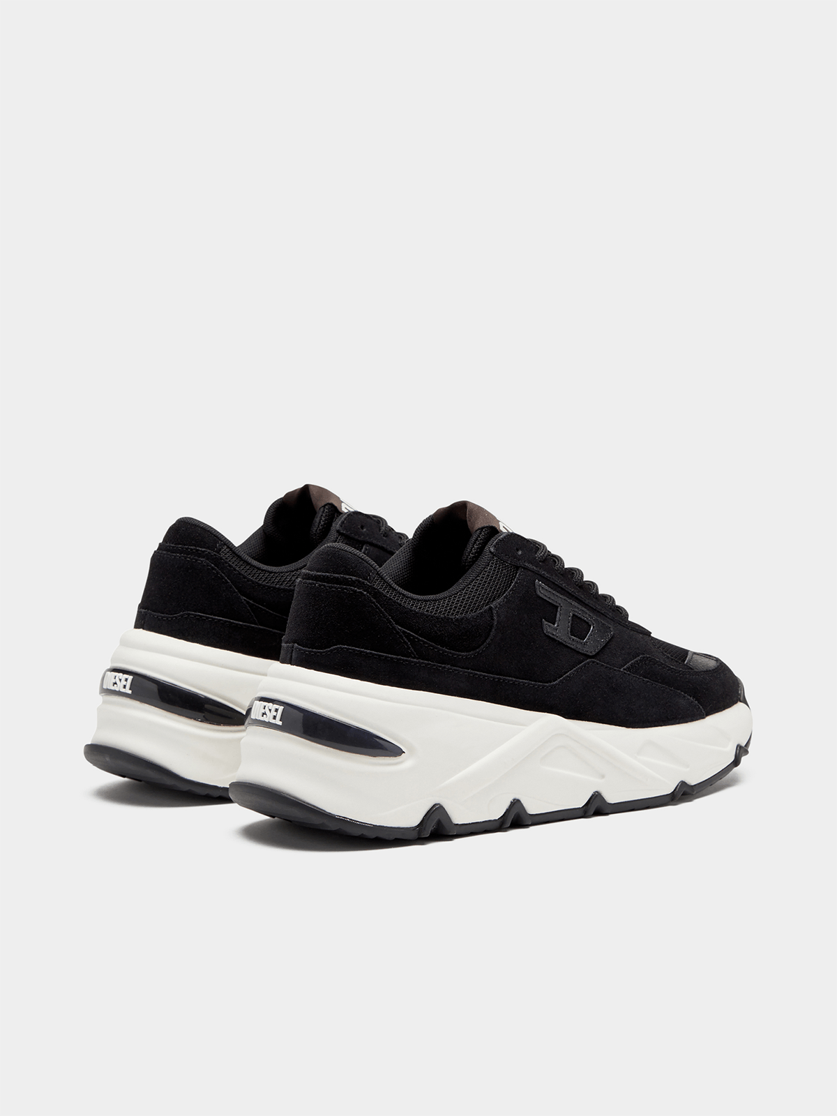 Diesel Womens Savanna Sneakers In Black and White