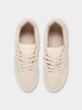 Guess Ladies Miram 9 Sneakers In Ivory