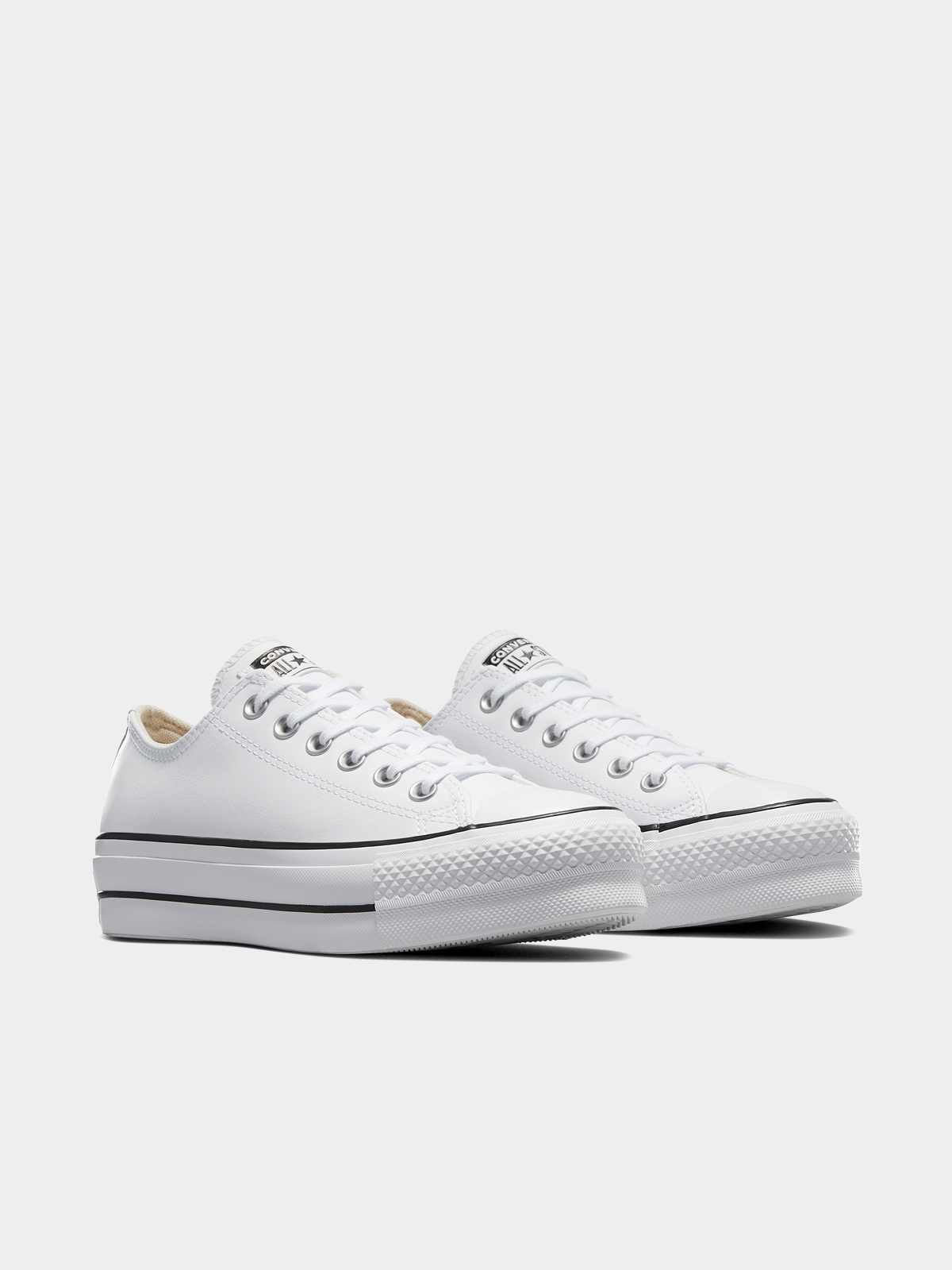 Converse Womens Lift Low Sneakers In White