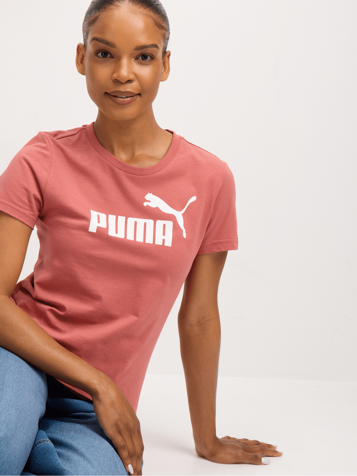 Puma Womens Essential Logo T-shirt In Red