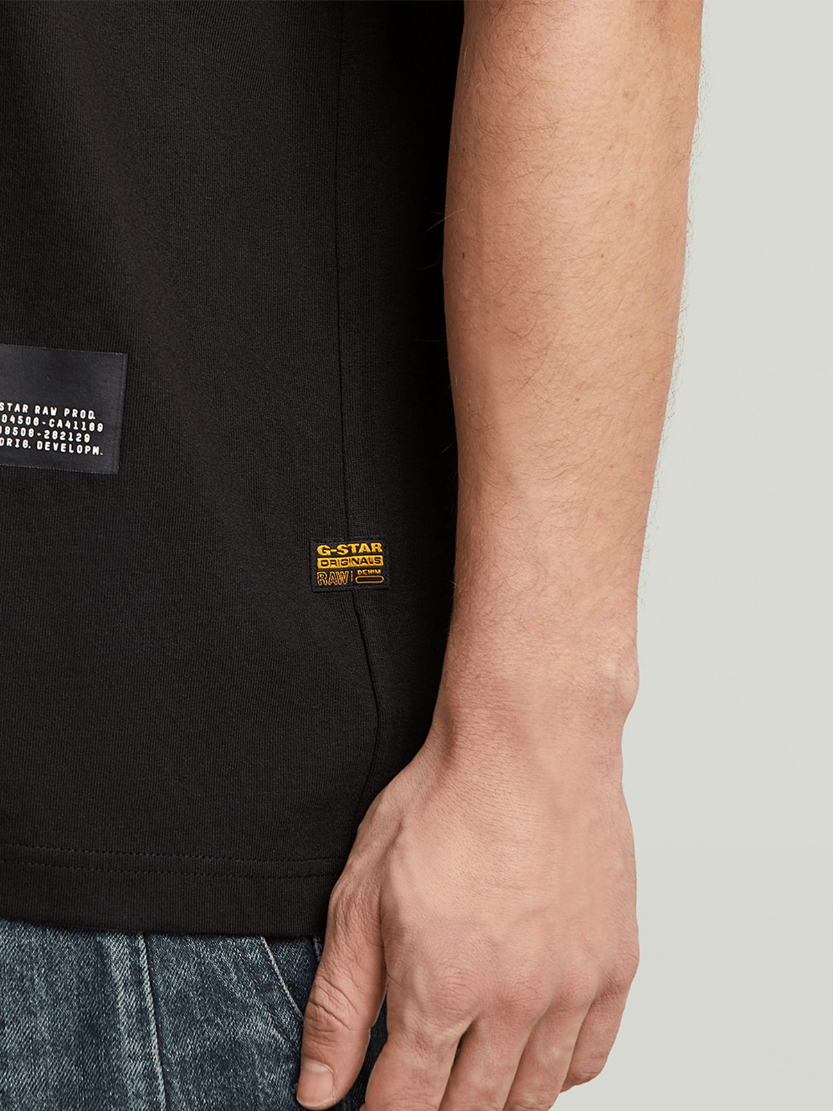 G-Star Raw Mens Badge Boxy T-Shirt In Dark Black