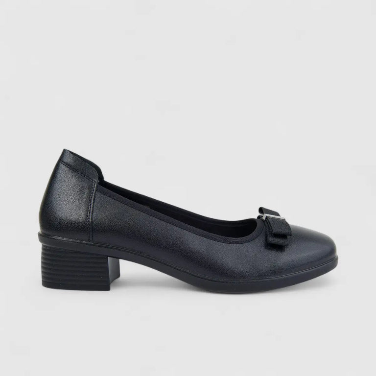 Hush Puppies Soft Style Reagan Shoes In Black