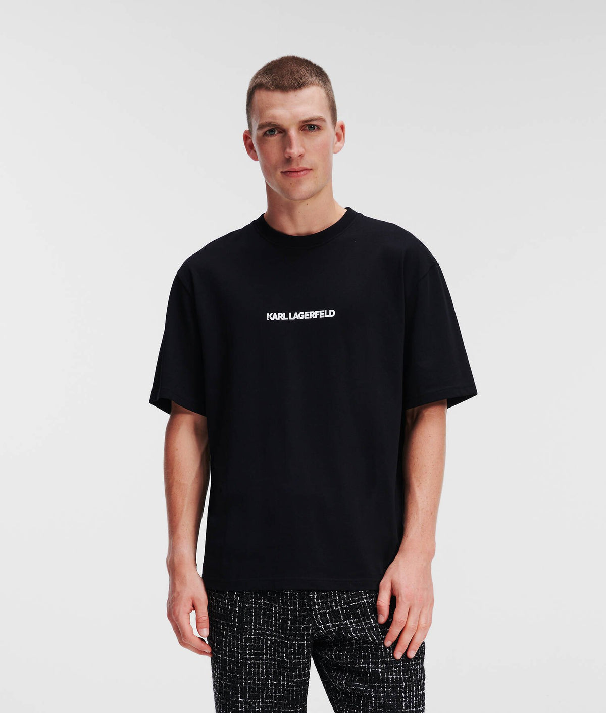 Karl Lagerfeld 236M1700 Ikonik 2.0 Outline T-Shirt Black