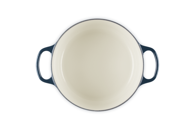 Le Creuset S Round Cocotte In Nuit