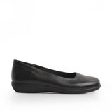 Green Cross Womens Flat Slip On Pump In Black