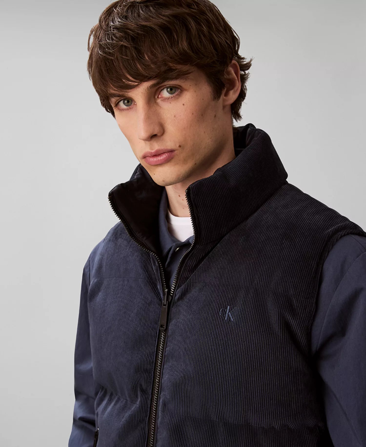 Calvin Klein Unisex Sleeveless Reversible Corduroy Puffer In Navy