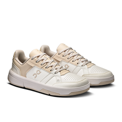 On Cloud On Women's THE ROGER Clubhouse White/Pearl