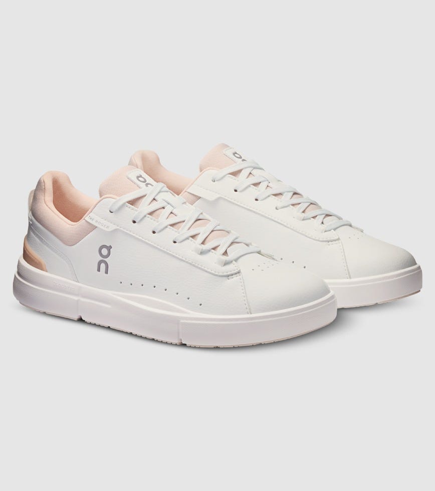 Oncloud Womens On The Roger Advantage Shoes In White