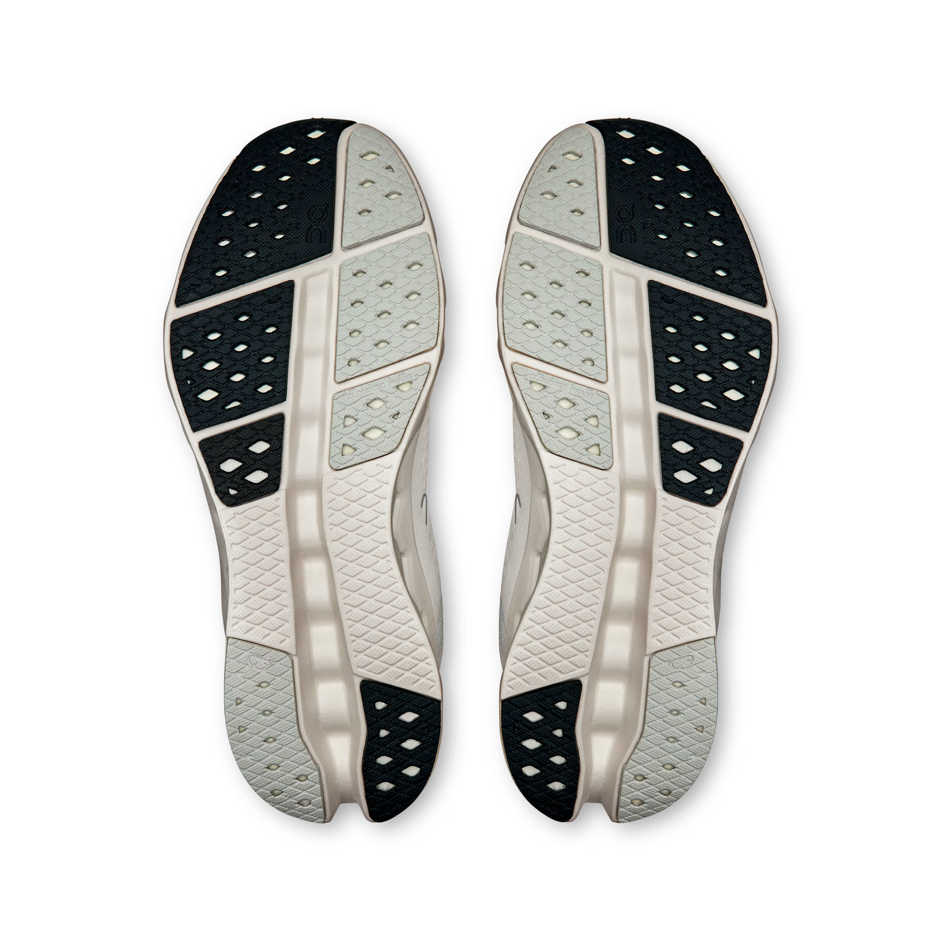 On Cloud Womens Cloudsurfer 2.0 Shoes In Ivory
