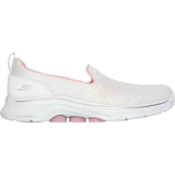 Skechers Womens Go Walk 7 Sneakers In White/Pink