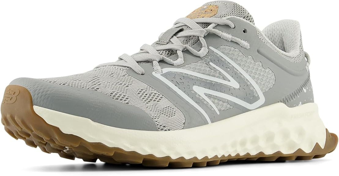 New Balance Mens Garoe Trail Running Shoe In Grey/White