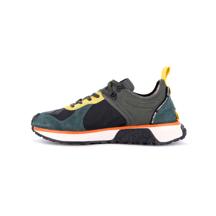 Palladium Troop Runner Sneaker In Duffel & Black