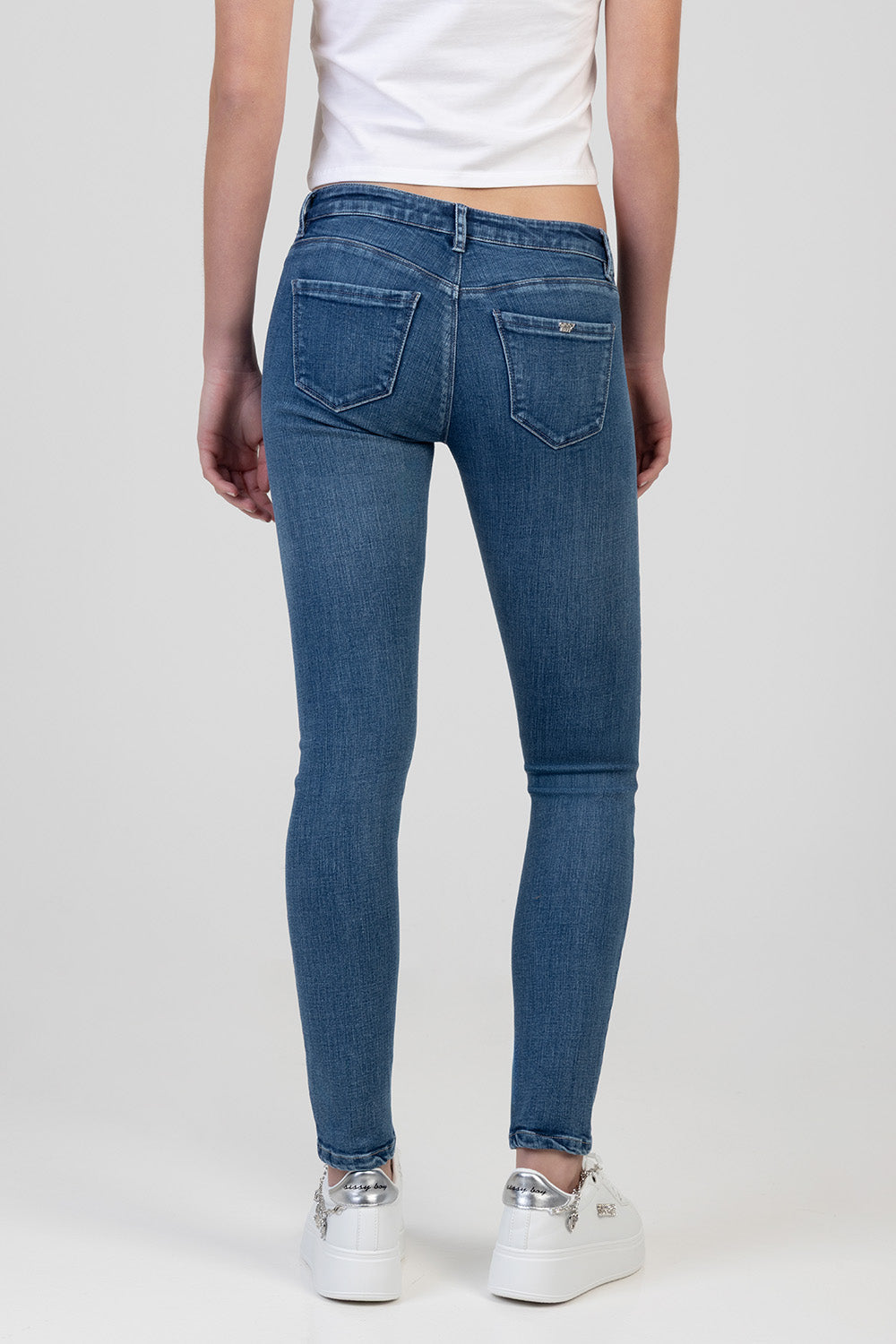 Sissy Boy Womens Anshia Super Low Waist Skinny Jeans In Medium Vintage