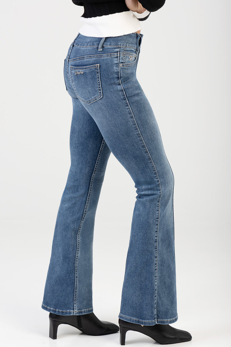 Sissy Boy Womens Mid Waist Skinny Flare Jeans In Light Vintage
