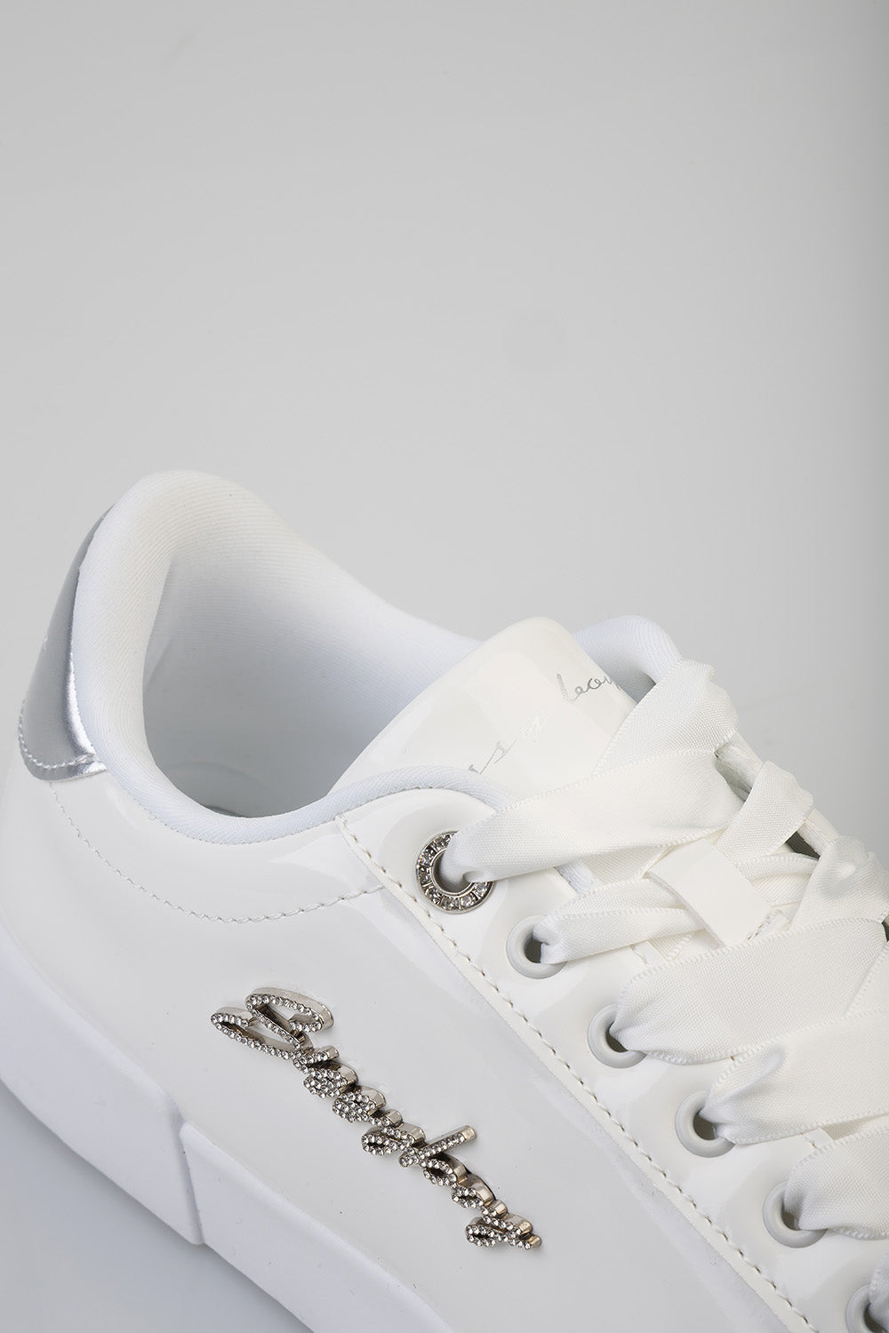 Sissy boy Ladies Basic Patent Snekars In White