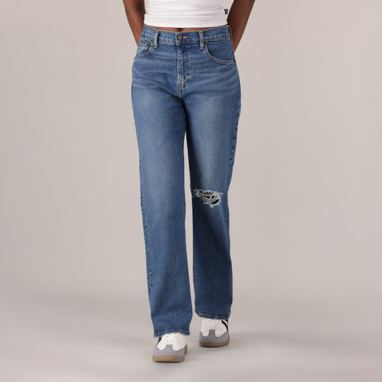 Levis Womens Easy Dad Jeans In Medium Indigo