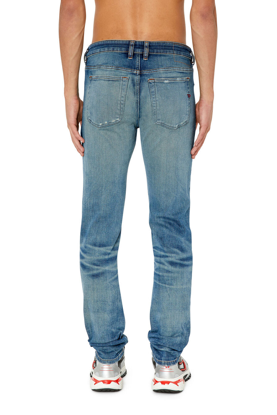 Diesel Mens M-1979 Sleenker L.32 Jeans In Medium Wash
