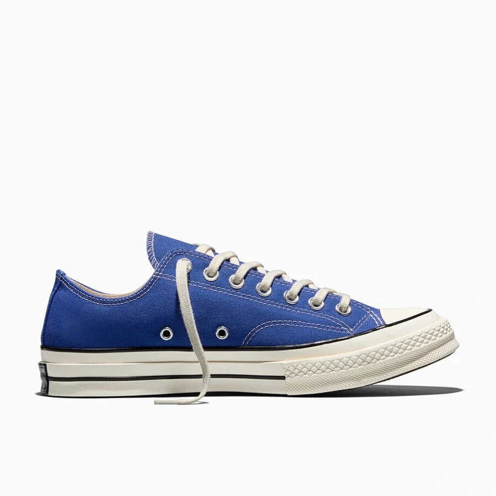 Converse Chuck 70 Canvas Low Top Unisex Shoe In Blue
