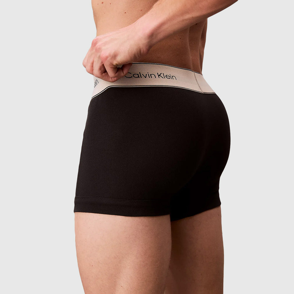 Calvin Klein Mens 3 Pack Trunk Set in Black & Cream