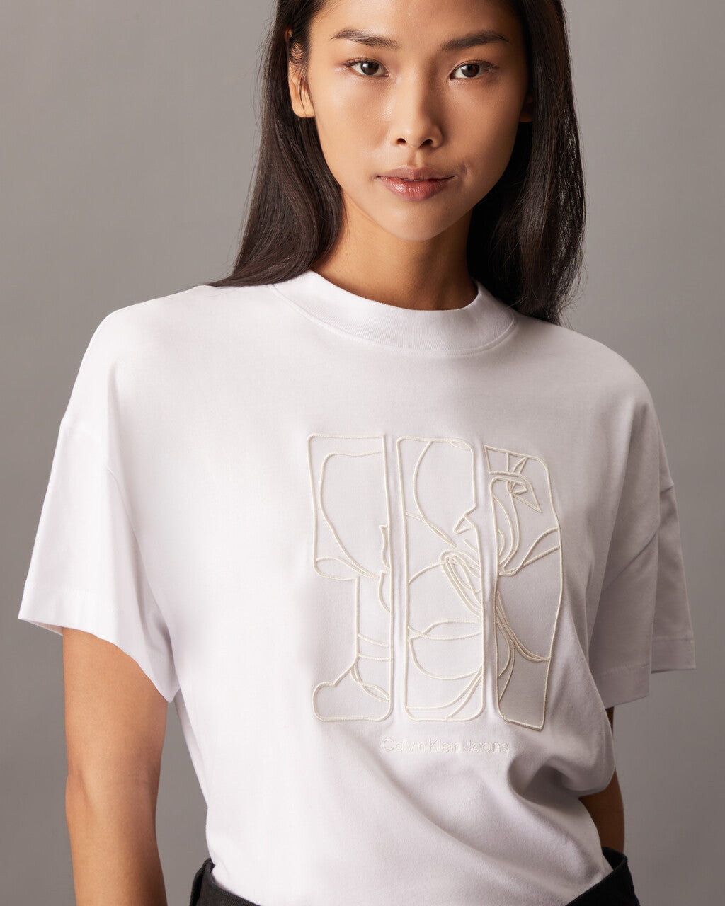 Calvin Klein J223620 Embroidered Aw Relaxed Tee  White