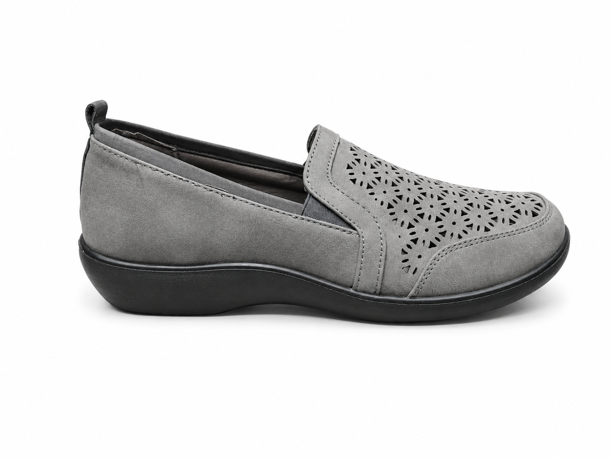 Cusion Walk Ladies Slip On Shoes In Grey