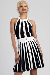 Sissy Boy Womens Constrasted Flared Knit Dress In Black And White