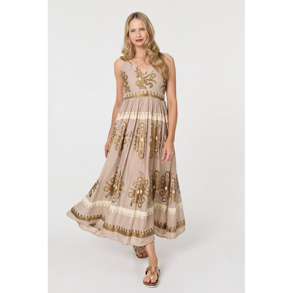 Izabel London Printed Ruched Sleeveless Maxi Dress In Brown