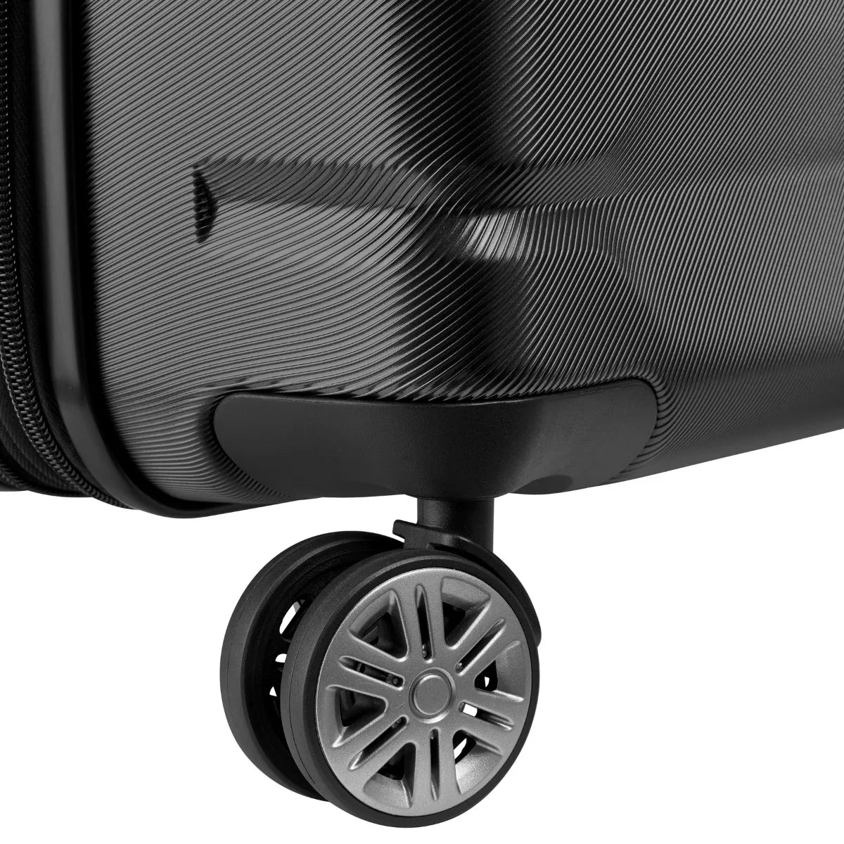 Delsey Paris Air Armour Trolley Case In Black