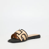 Butterfly Feet Womens Dorey 7 Shoes In Black