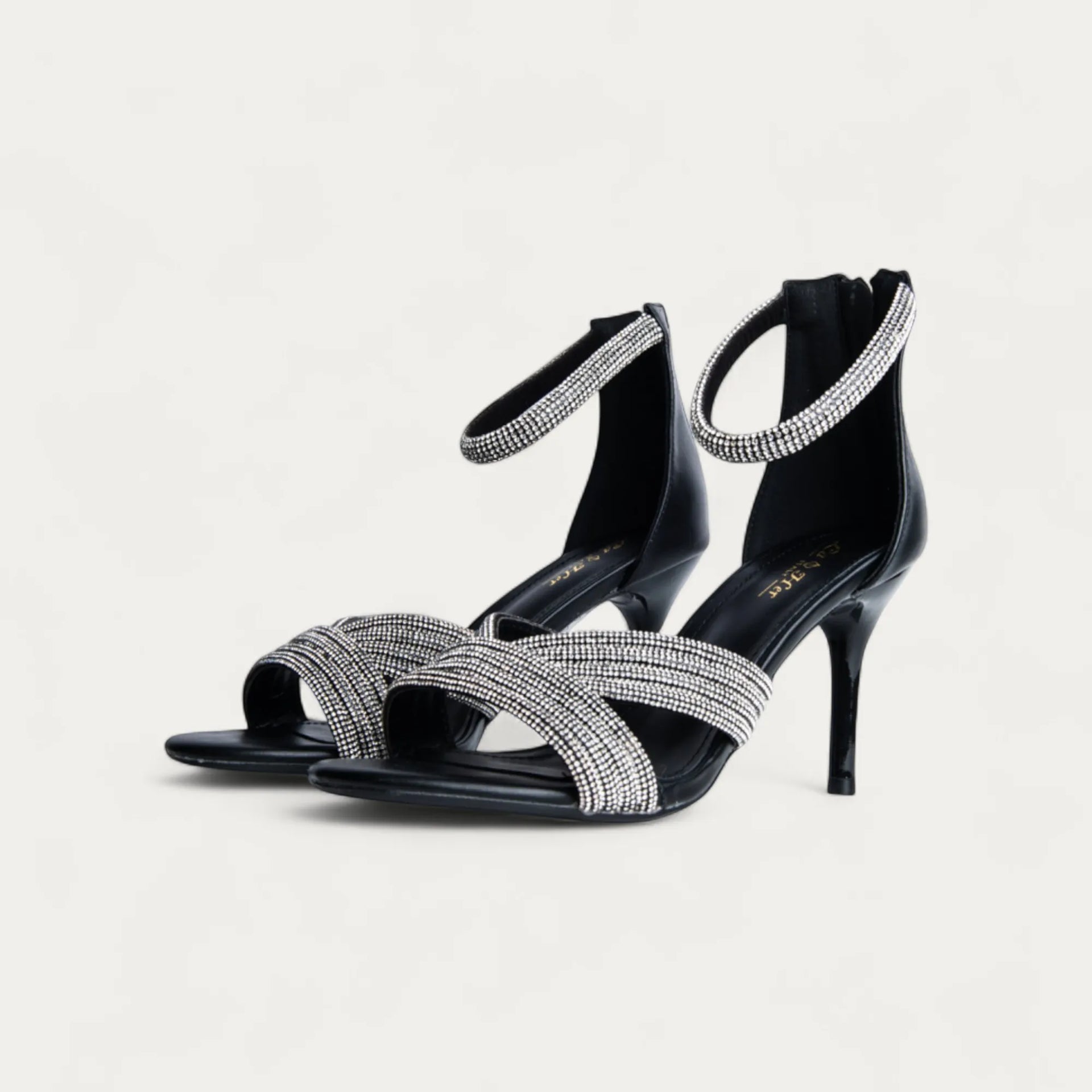 La Her Womens QXG-23 Heels In Black