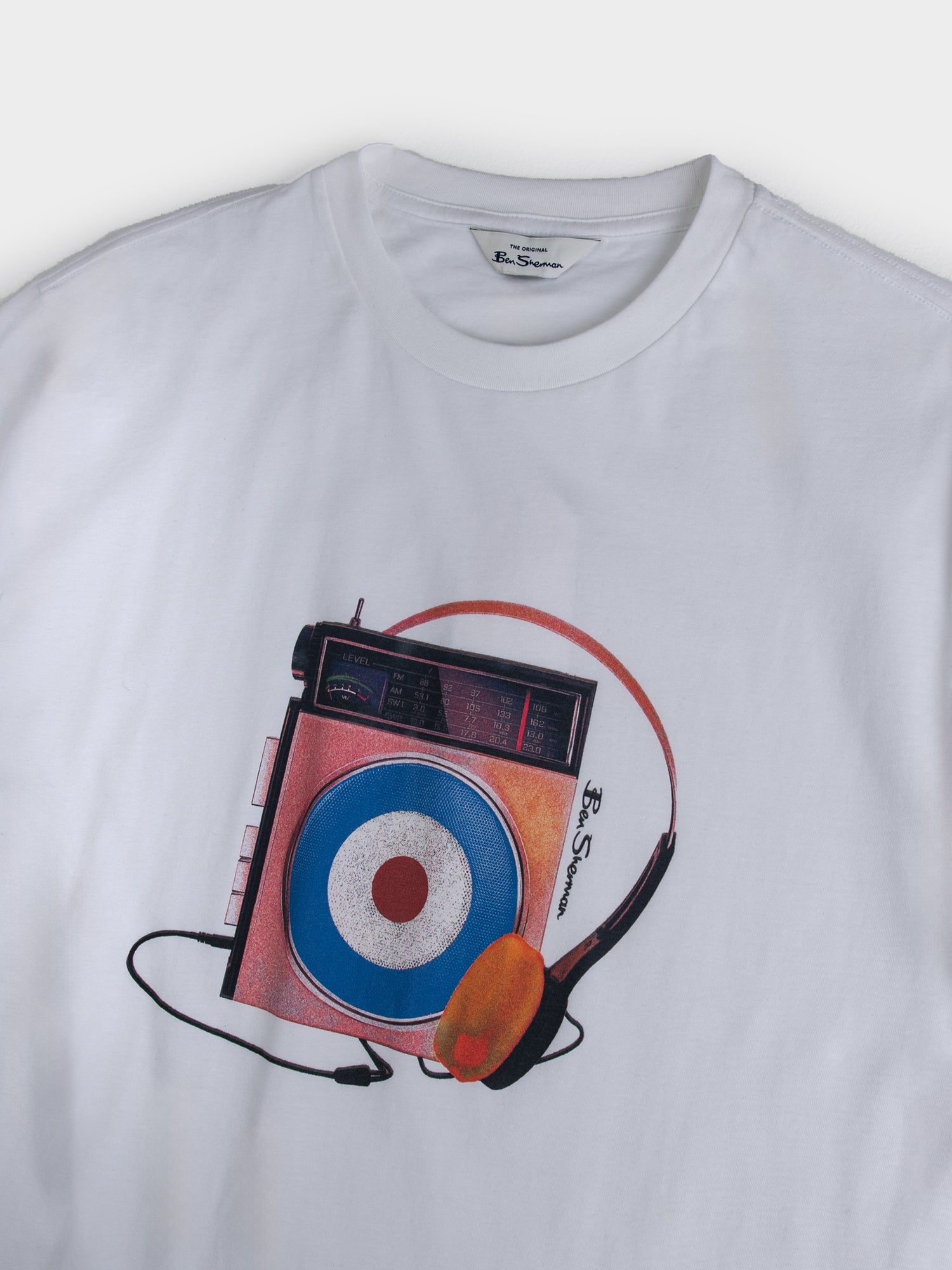 Ben Sherman W78215 Portable Radio Tee Shirt White