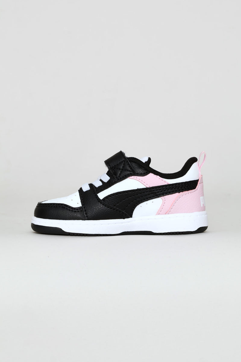 Puma Girls Rebound V6 Lo Ac +Ps  Sneaker In Black Multi