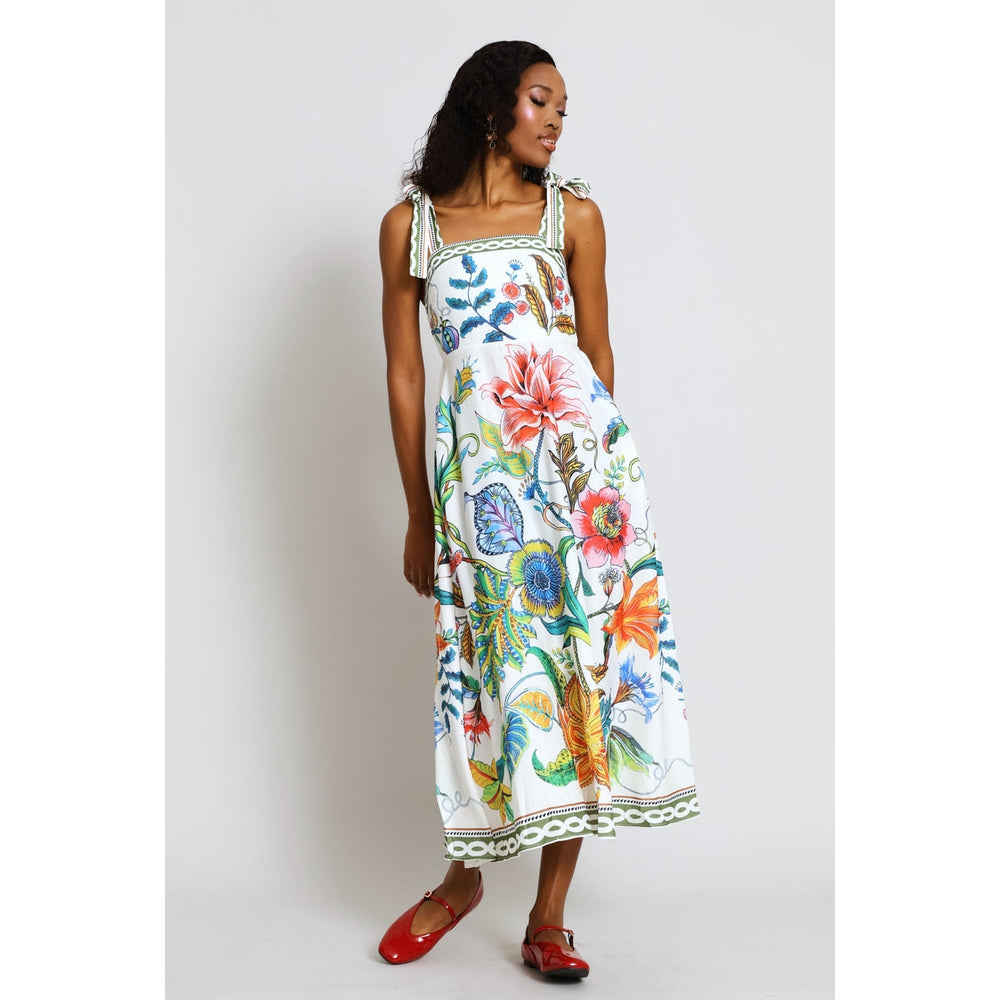 Izabel London Short Sleeve Floral Dress In White Multi
