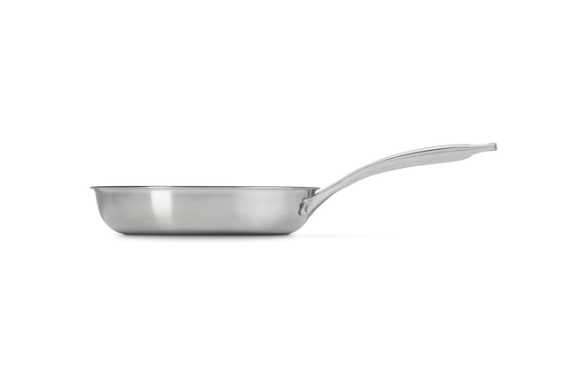 Le Creuset Essential 3-ply Stainless Steel Non-Stick Frying Pan In Black
