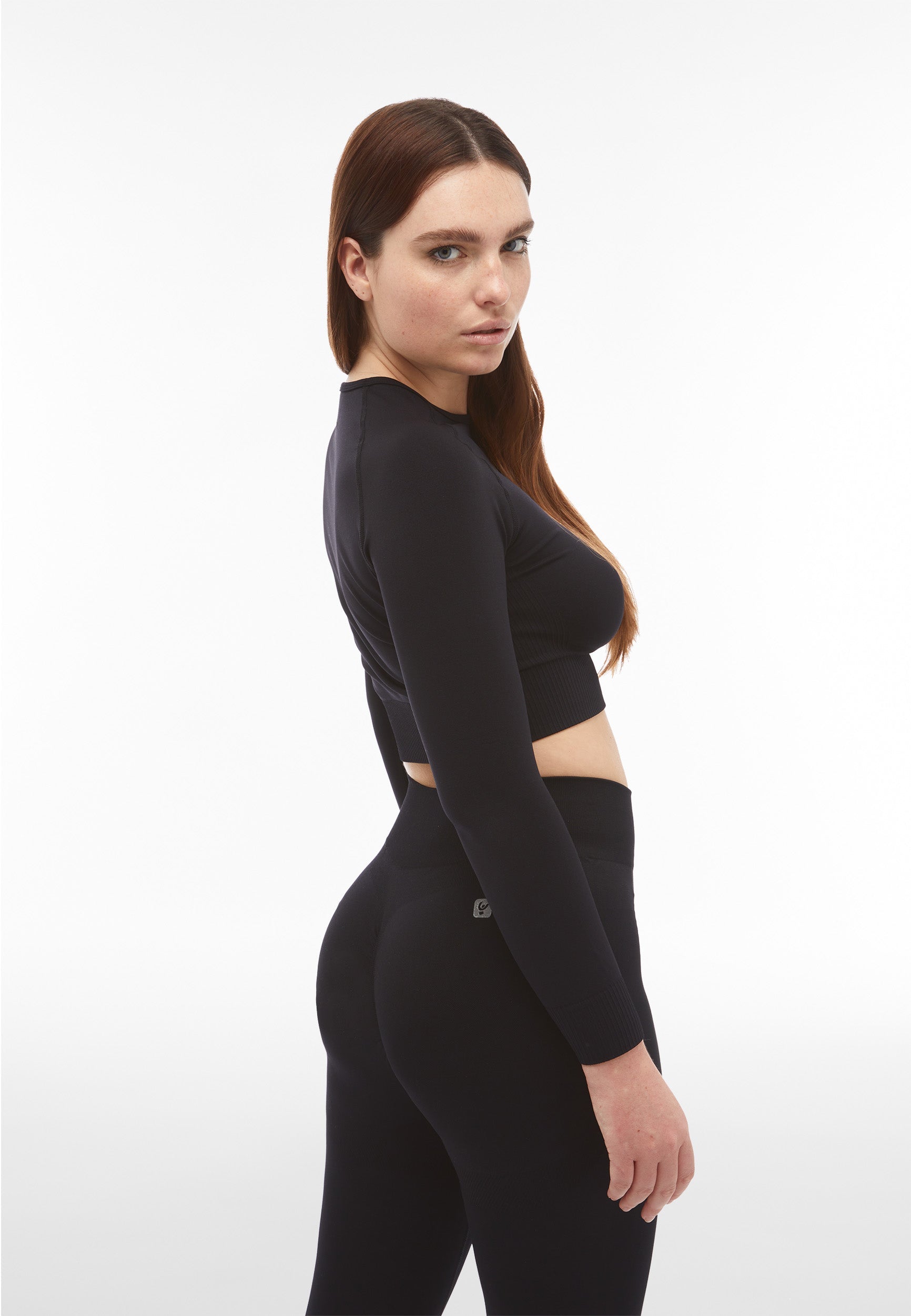 Freddy Womens Knitted Long Sleeved Crop Top In Black