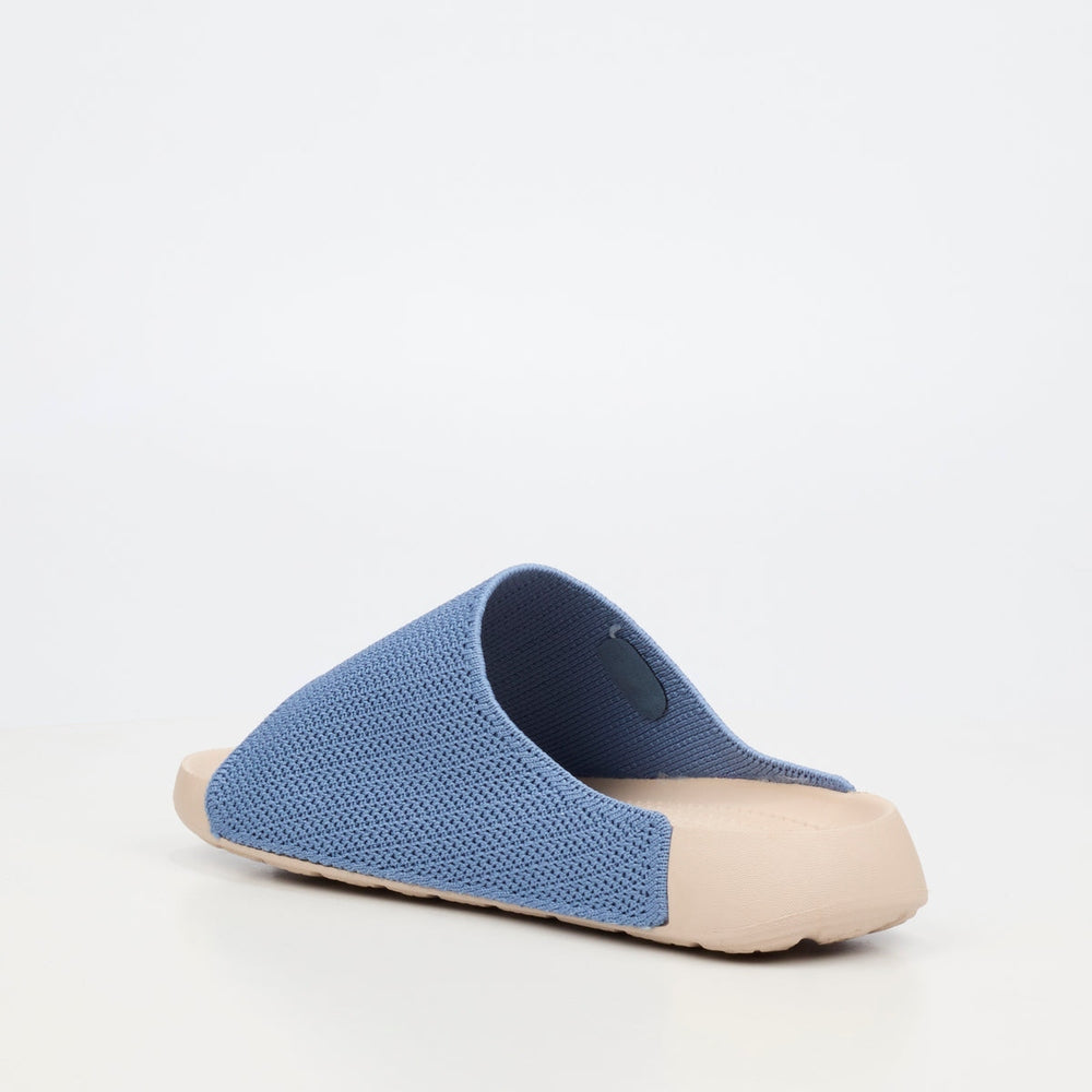 Butterfly Feet Ladies Falken 1 Shoes In Navy
